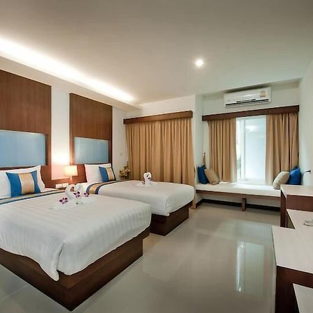 Готель Tuana Blue Sky Patong Екстер'єр фото