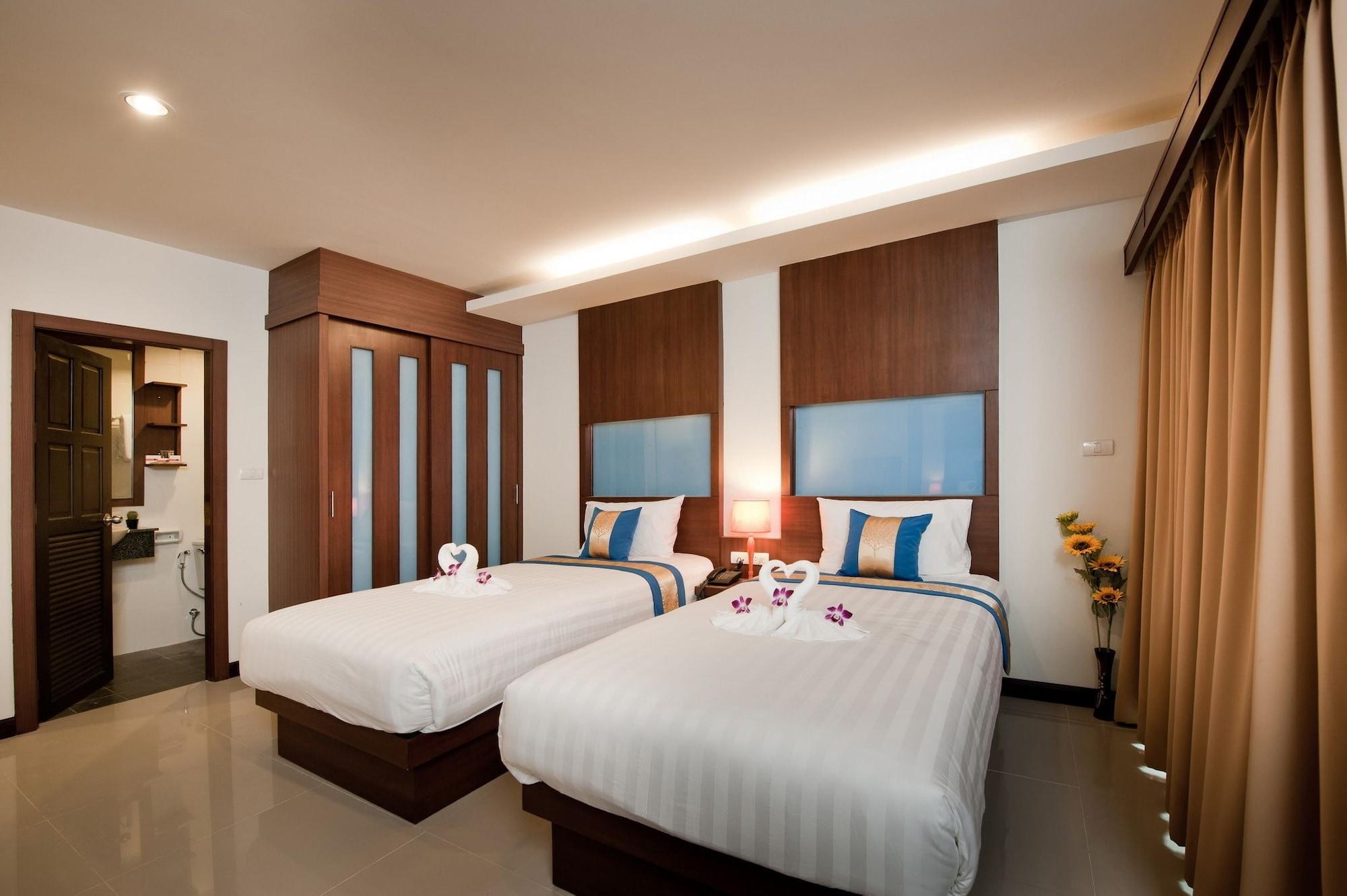 Готель Tuana Blue Sky Patong Екстер'єр фото