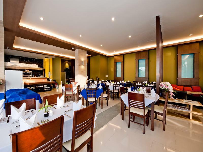 Готель Tuana Blue Sky Patong Екстер'єр фото